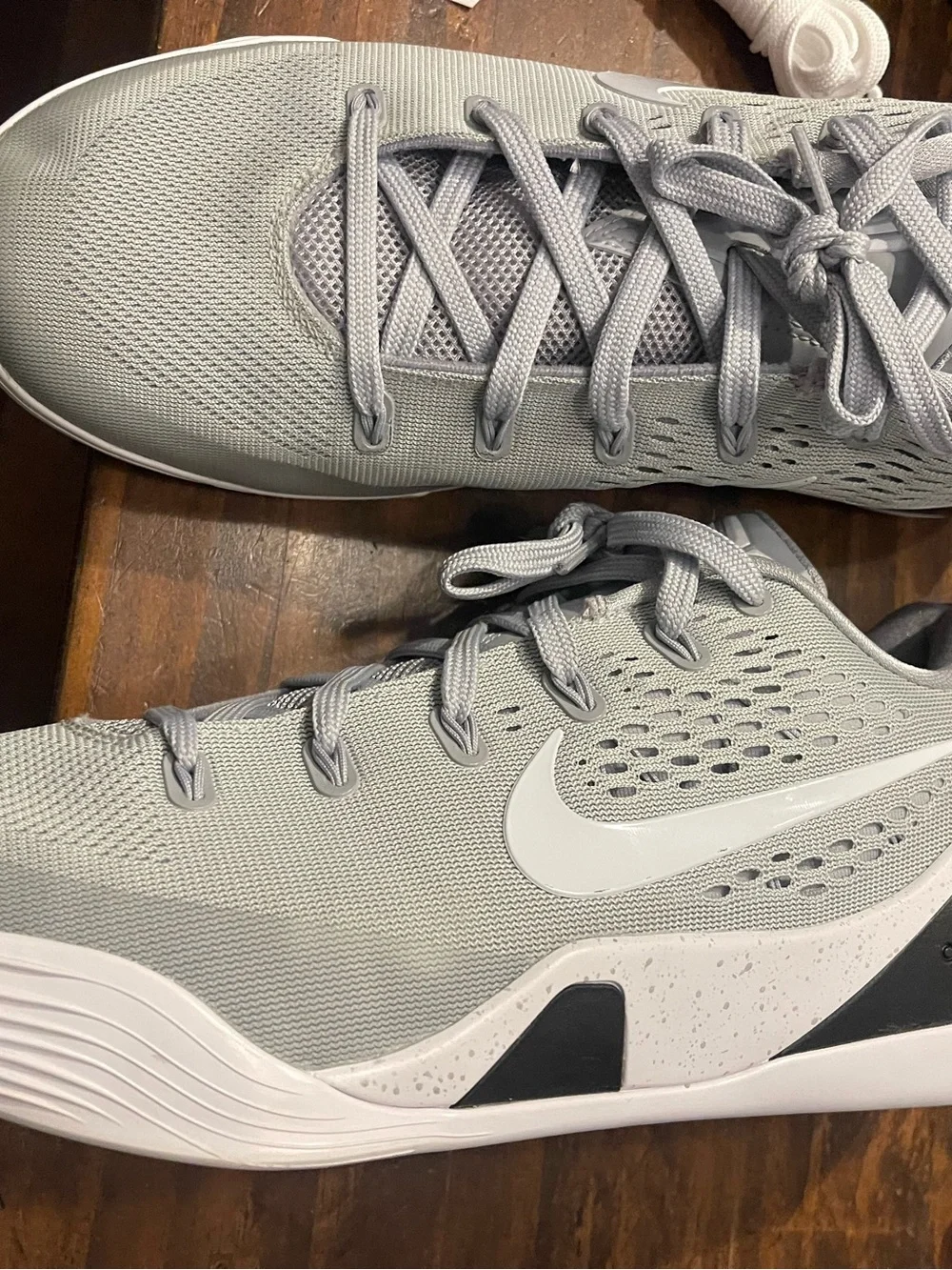 Nike Kobe IX Elite Low-Top EM Proto Basketball Shoes